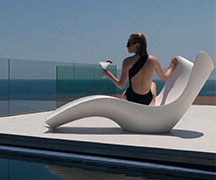 玻璃钢雕塑沙滩躺椅