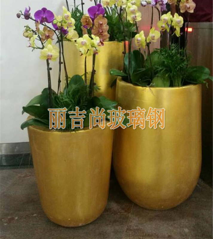 金色复古玻璃钢雕塑花盆